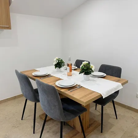 Avinora Moderne Mit Balkon Zwischen Chiemsee & Kampenwand Apartamento *