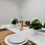 Appartement Avinora Modernes Mit Balkon Zwischen Chiemsee Und Kampenwand *
