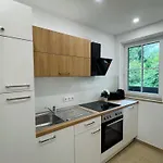 Avinora Modernes Mit Balkon Zwischen Chiemsee Und Kampenwand Appartement *