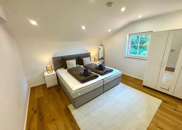 Avinora Modernes Mit Balkon Zwischen Chiemsee Und Kampenwand *